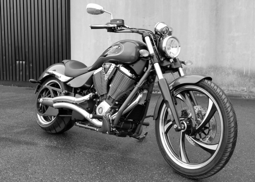 victory motorcycle exhaust