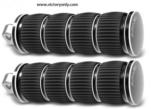 Fusion footpegs are reinforced with forged steel for extreme durability, Knurled and Linear rubber inserts for excellent traction, and Billet aluminum accents for a great look. Features: •Machined from 6061 - T6 Billet aluminum. •The perfect fusion of traction, style and comfort. • Ring Leader style with a Chrome finish complete the look of your bike. • Matching Ring Leader Grips, Floorboards, and Shifter Pegs are available in a Chrome finish. Fitment: •2004-up Kingpin •2005-up Hammer •2006-up Vegas/Jackpot •2008-up Vision •2010-up Cross Country / Cross Road •2012-up Judge •2012-up Highball •2012-up Boardwalk Note: •Shifter/brake pegs are not included and are sold separately.