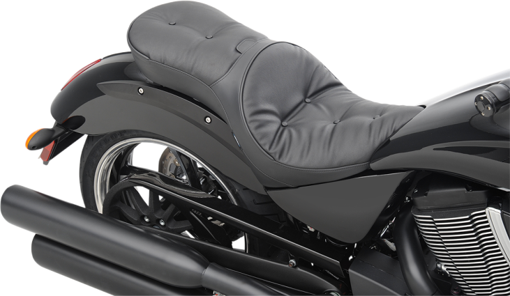 VICTORY MOTORCYCLE MAGNUM XR XC BACKREST RIDER STOCK SEAT INCLUDES MOUNT SALE! 