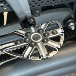 footpegs for Indian® models Aggressive yet comfortable rubber design Repeating pattern rubber offers excellent foot traction and vibration reduction CNC machined billet end cap w/ laser engraved logo 1″ longer then stock for added comfort and foot room Forged inner aluminum structure offers maximum strength with low weight Sold in pairs. Chrome end cap Fitment: 14-up Indian® / Chief / Chieftain / Roadmaster / Springfield / Challenger