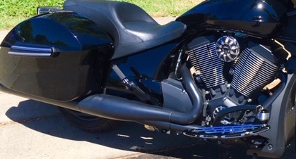 10 gauge saddlebag latches installed victory cross country motorcycle