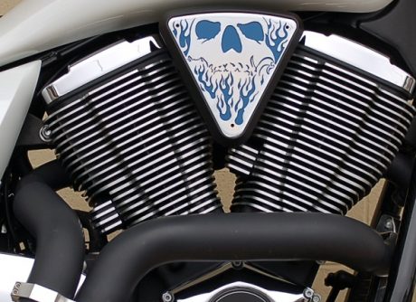 3d skull wedge Installed Victory Motorcycle Black base Blue Backer Chrome Artwork