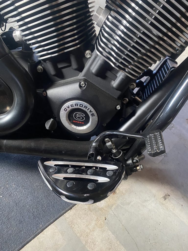 deep contrast cut floorboards driver or passenger victory motorcycle 