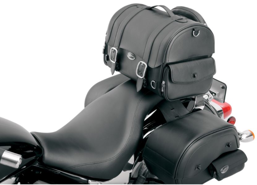 PRODUCT NAME SISSY BAR BAG MODEL EX2200 DRIFTER COLOR/FINISH BLACK / CHROME MATERIAL SYNTHETIC LEATHER / SADDLEHYDE™ HEIGHT 16" WIDTH 12-1/2" DEPTH 10-1/4" CLOSURE BUCKLE / ZIPPER MOUNTING POSITION REAR FEATURES HANDLE / INCLUDES SHOULDER STRAP