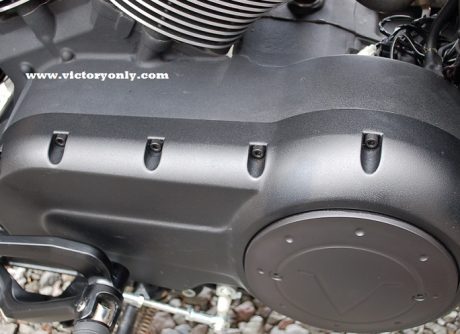 Black Ceramic bolts Installed Primary Cover Victory Motorcycle Judge 