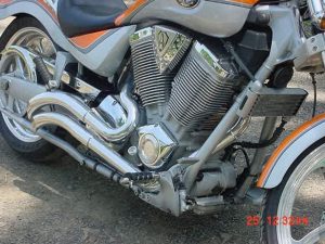 These pipe are CUSTOM BUILT TO ORDER. Please allow 6-8 weeks before shipping. If the time period is too long, please do not order. Thanks for your understanding. These fit older bikes so we no longer stock them on the shelf.     Victory Vegas Weed Burner Drag Pipes. Fit 92 cu. in. Vegas or Kingpin. May also fit V92C with customer fabricated bracket. Available in Cermakrome or Satin Black Ceramic Coating. Please list color choice in customer note on payment page. Custom built to order. Please allow 6-8 weeks before shipping.